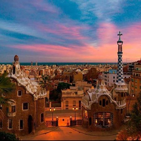 Quiet Love Suites Barcellona Esterno foto